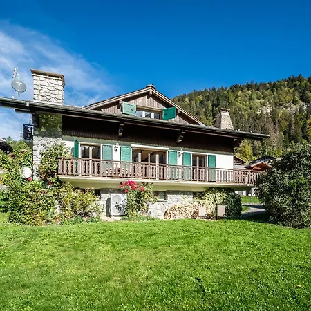 La Rose De Clairiere - By Emerald * Morzine